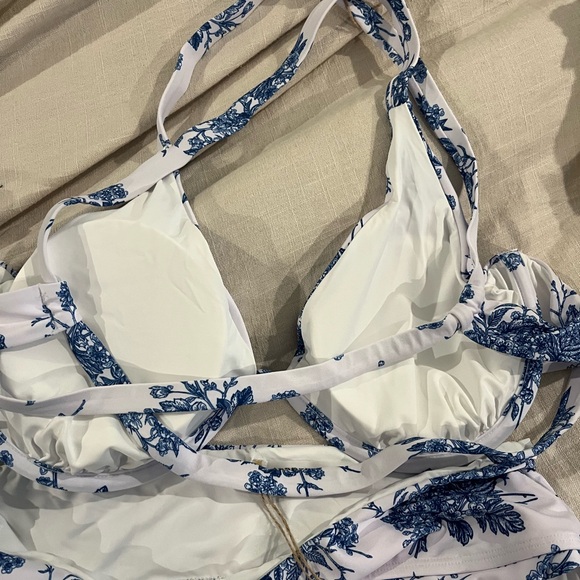 Berlook Plus Size Bikini 16 - Picture 5 of 5